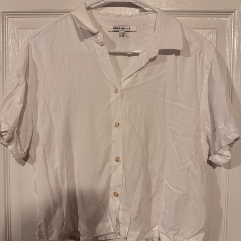 White women’s short sleeve blouse